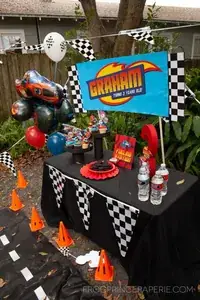 Jungle Safari Birthday Party Ideas