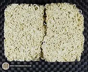 Peyoung Yakisoba Gigamax – Japan