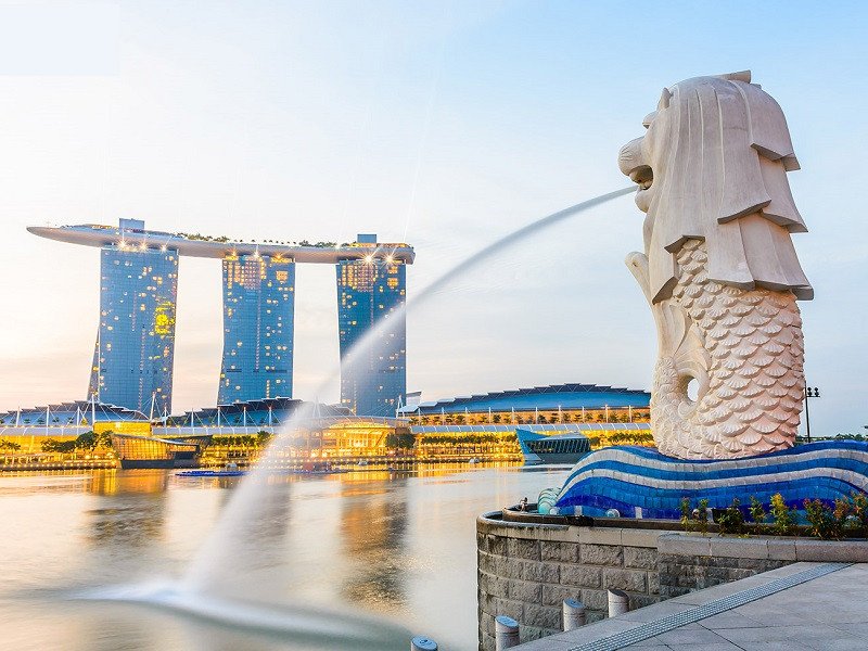 Quốc gia nào có bức tượng “merlion” nửa sư tử nửa cá nổi tiếng?
