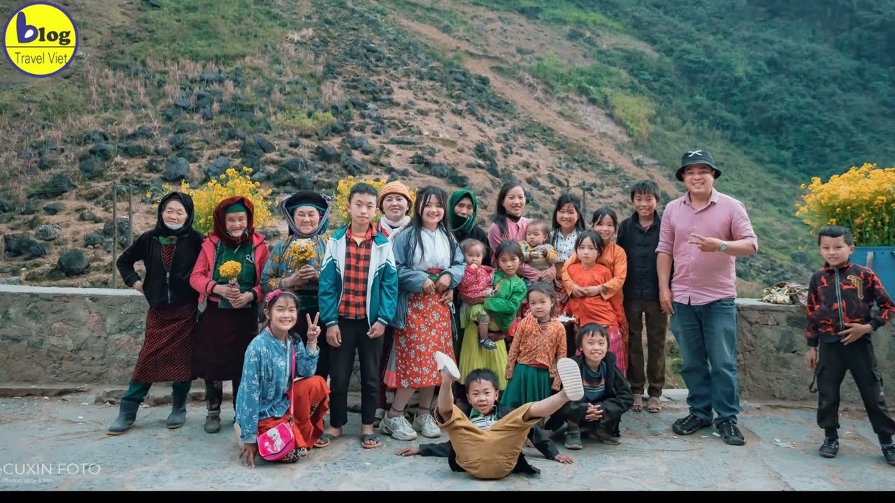 “Núi Đôi Quản Bạ” là địa danh thuộc tỉnh nào?
